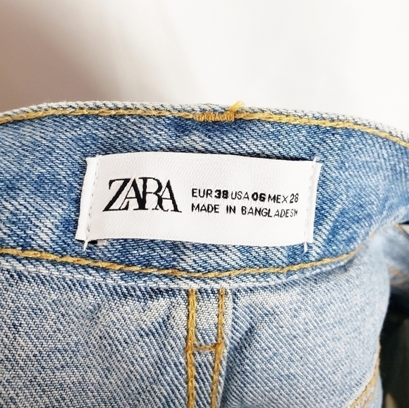 ZARA Hi rise frayed denim jean shorts distressed - Picture 3 of 4
